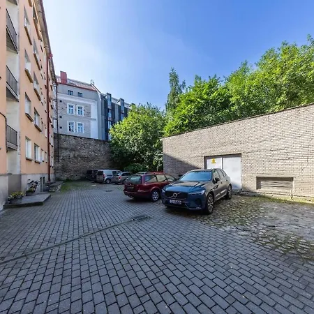 Old Town, Next To Town Hall Square, Quiet, Infrared Sauna * Reval