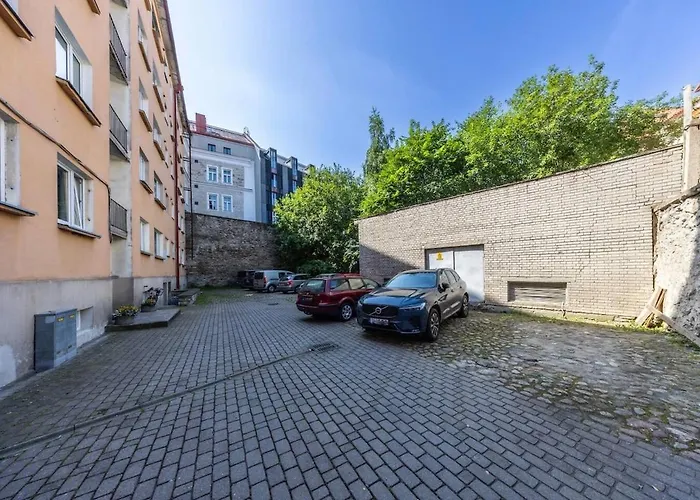 Old Town, Next To Town Hall Square, Quiet, Infrared Sauna * Tallinn